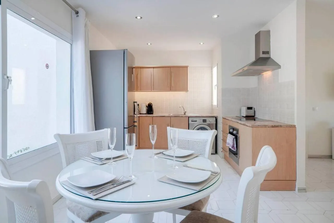 מיחאס Miraflores Apartment