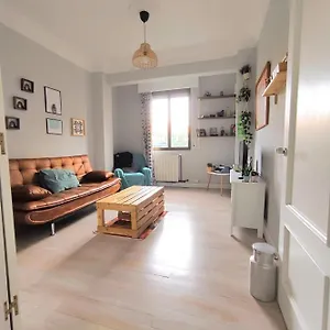 https://apartamento-mavi.bilbaohotelsspain.com